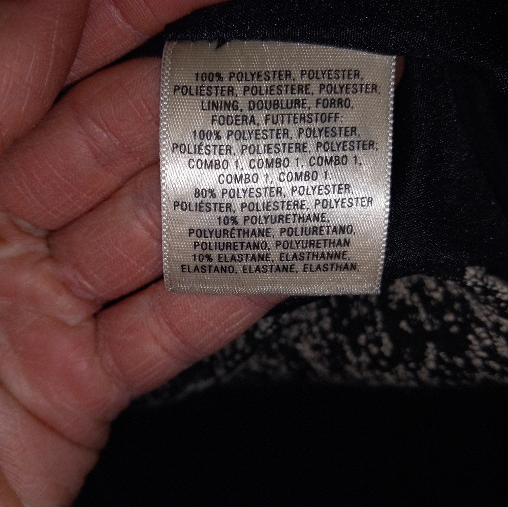 Vest - Picture 6 of 7